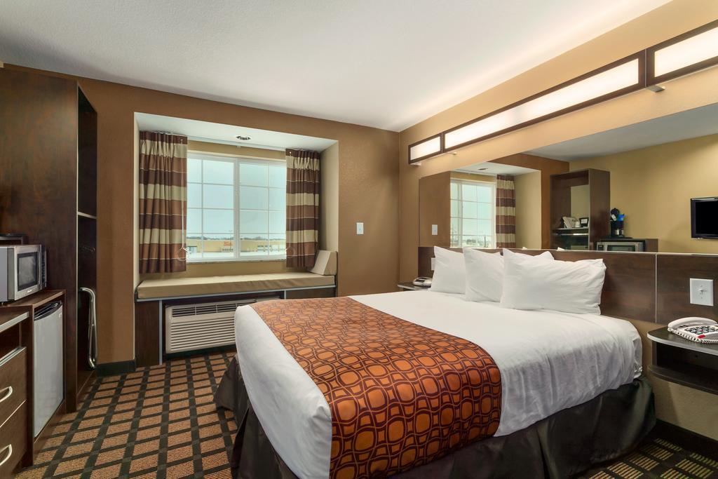 Microtel Inn & Suites By Wyndham Williston Rom bilde