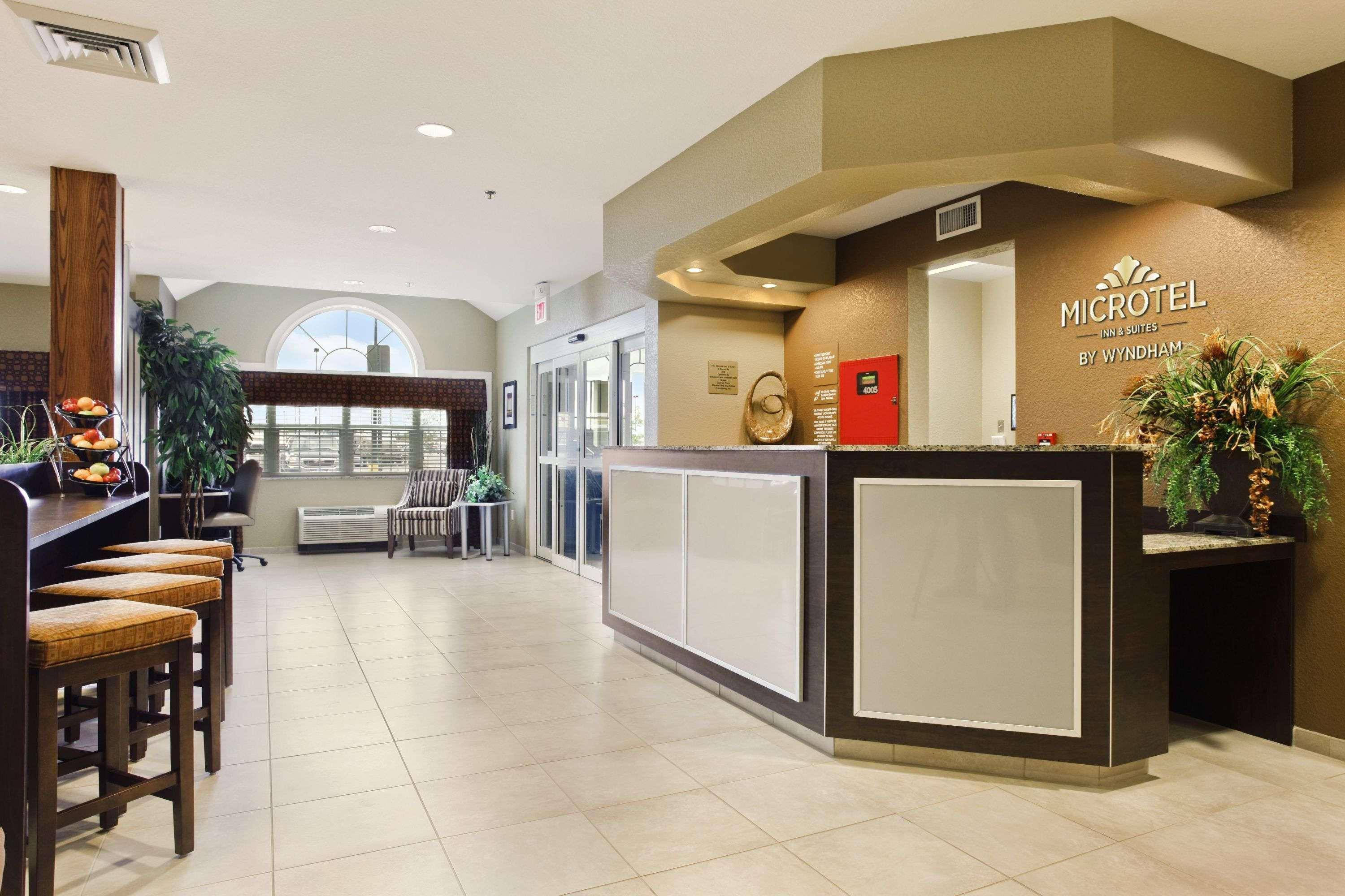 Microtel Inn & Suites By Wyndham Williston Interiør bilde